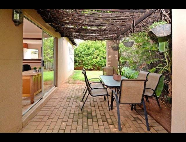 2 BEDROOM TOWNHOUSE FOR SALE IN FAIRLAND